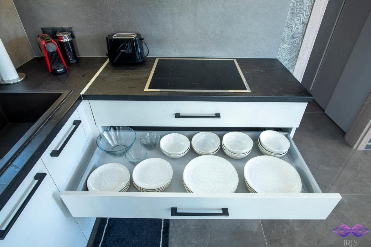 Appartamento Luxury Penthouse With Acropolis View And Jacuzzi Atene Esterno foto