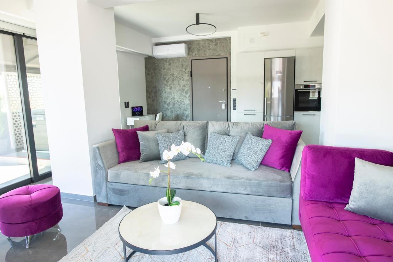 Appartamento Luxury Penthouse With Acropolis View And Jacuzzi Atene Esterno foto